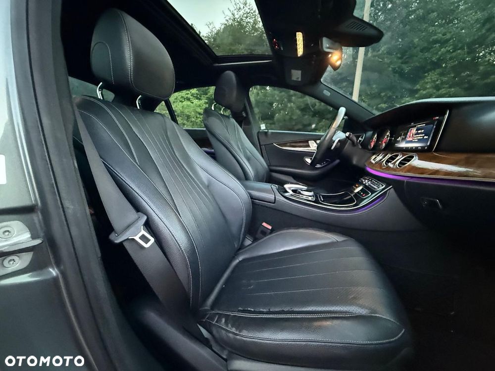 Mercedes-Benz Klasa E 300 9G-TRONIC - 6