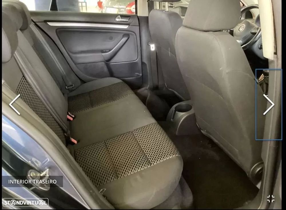 VW Jetta 1.6 TDi Confortline - 8