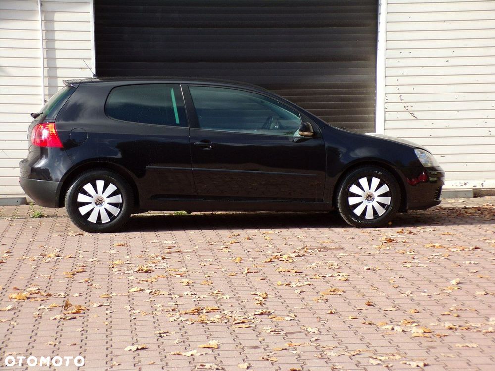 Volkswagen Golf - 5