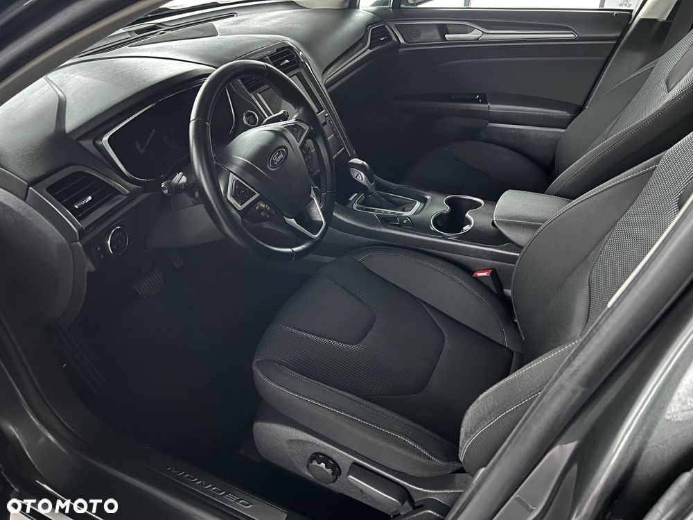 Ford Mondeo SW - 11