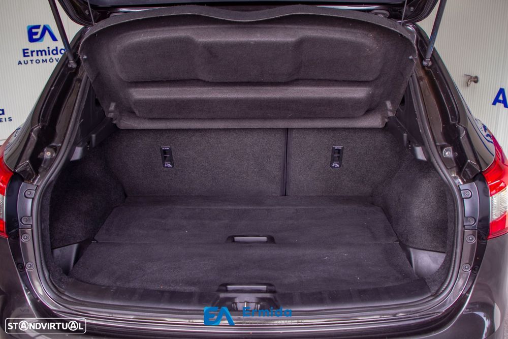 Nissan Qashqai 1.5 dCi Tekna - 51