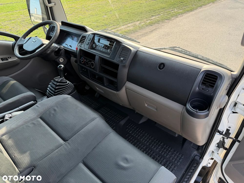 Nissan NT400 * CABSTAR * 2.5 / 125KM * Rama do zabudowy * Rozstaw osi: 3.7m * - 34