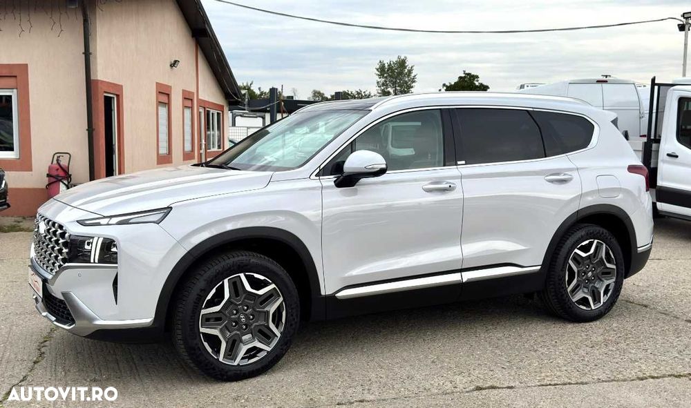 Hyundai Santa Fe - 3