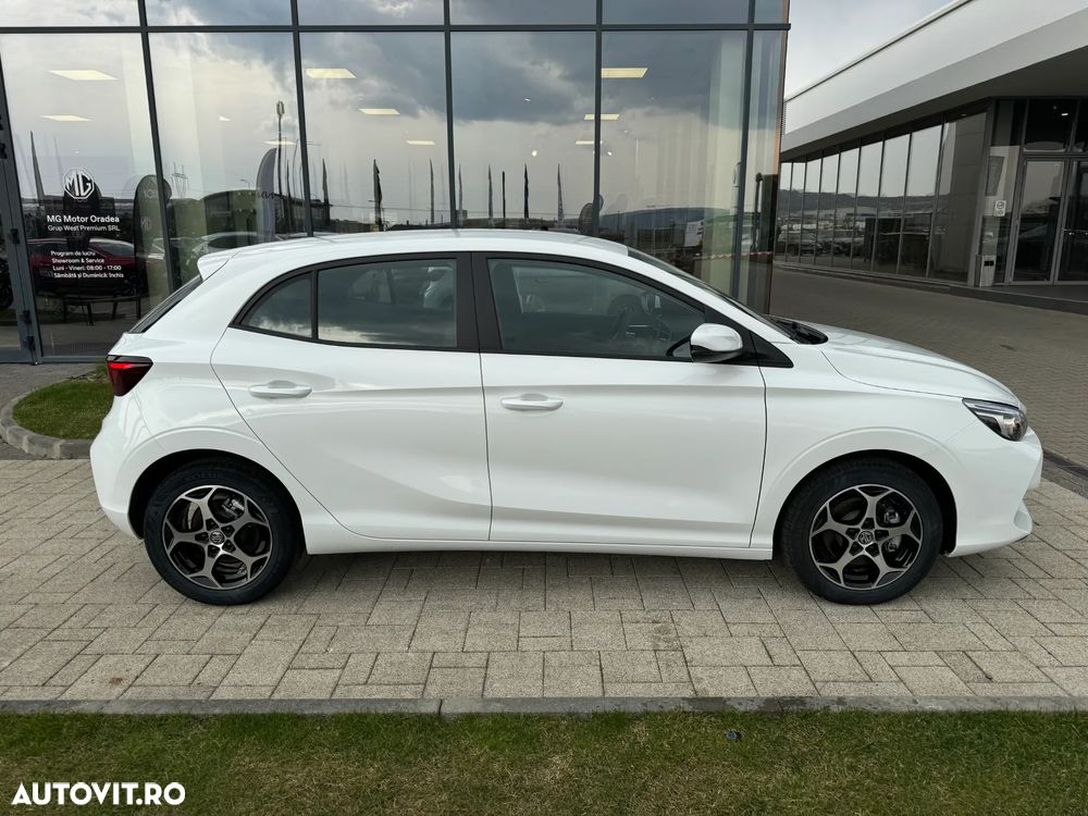 MG MG3 1.5 T GDI HEV Excite - 8