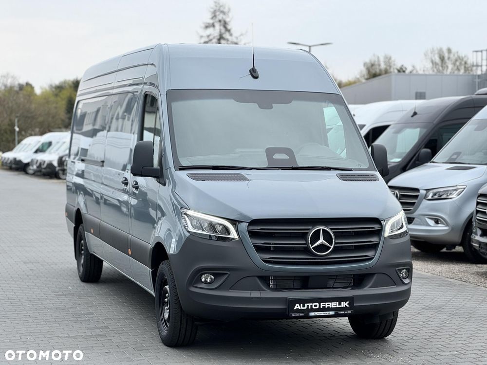 Mercedes-Benz Sprinter - 2