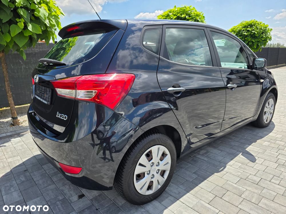 Hyundai ix20 1.4 blue Comfort - 22