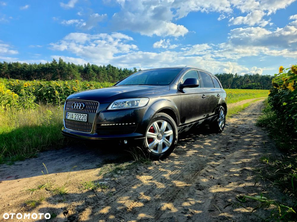 Audi Q7 - 24