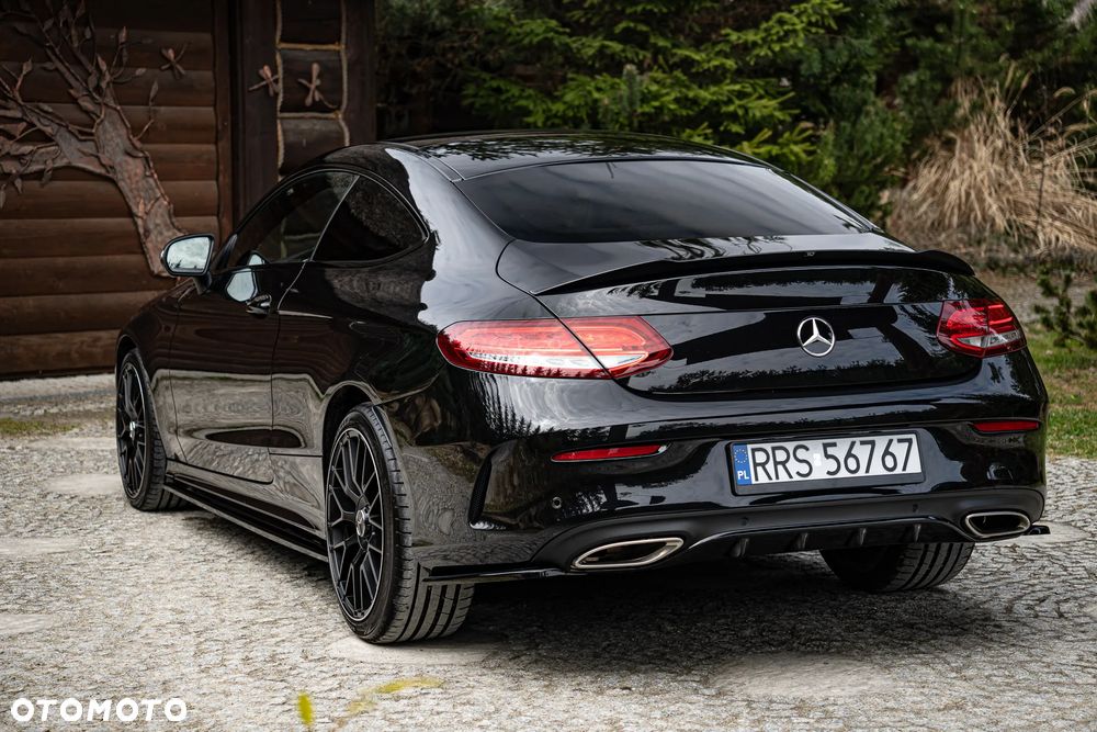 Mercedes-Benz Klasa C 200 4-Matic 9G-Tronic - 12