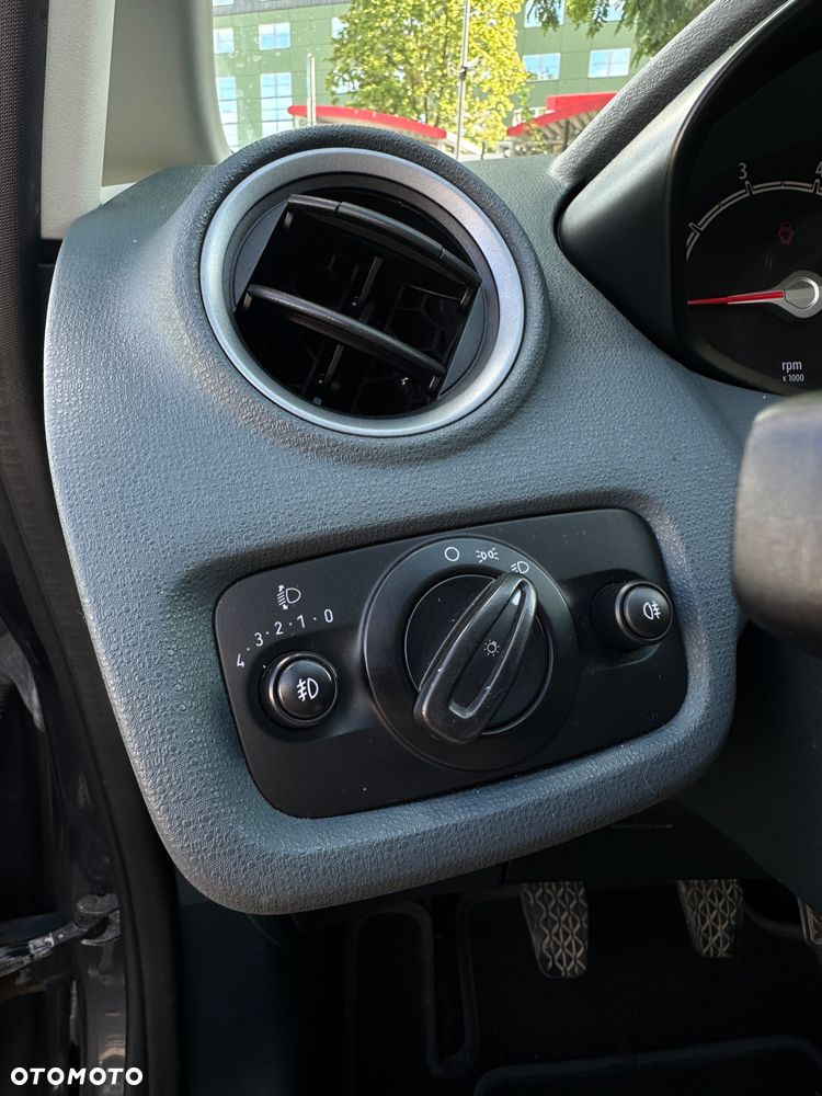 Ford Fiesta - 18