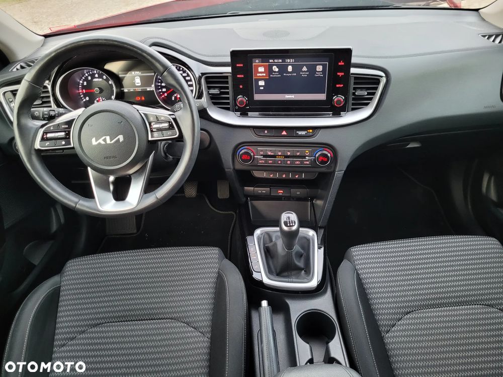 Kia Ceed 1.0 T-GDI 120 OPF Edition 7 - 4