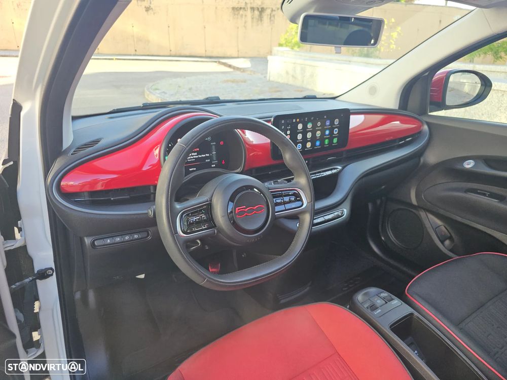 Fiat 500e C (RED) - 9
