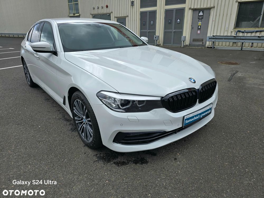 BMW Seria 5 ver-530e-iperformance-luxury-line-sport