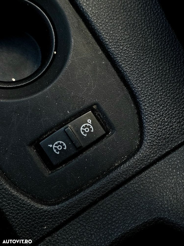 Dacia Duster - 32