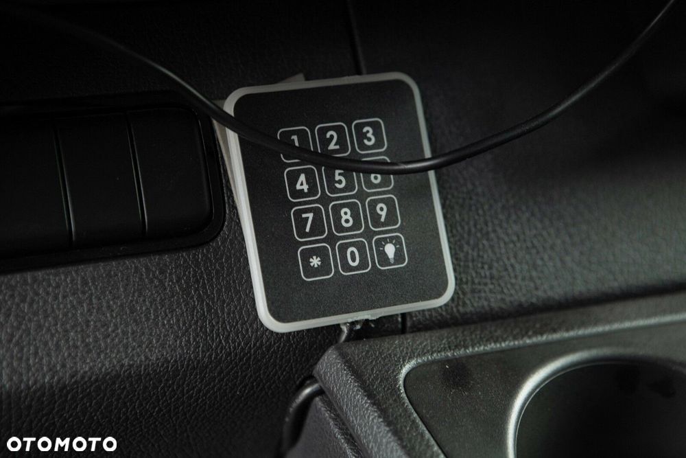 Mercedes-Benz eSprinter - 26