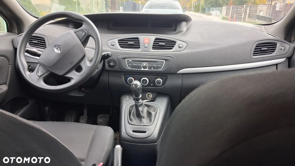 Renault Scenic - 5