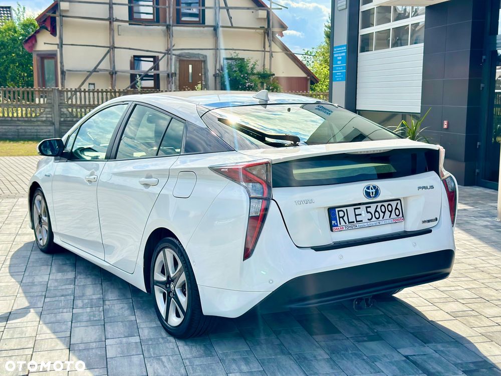 Toyota Prius 1.8 Hybrid Prestige - 6