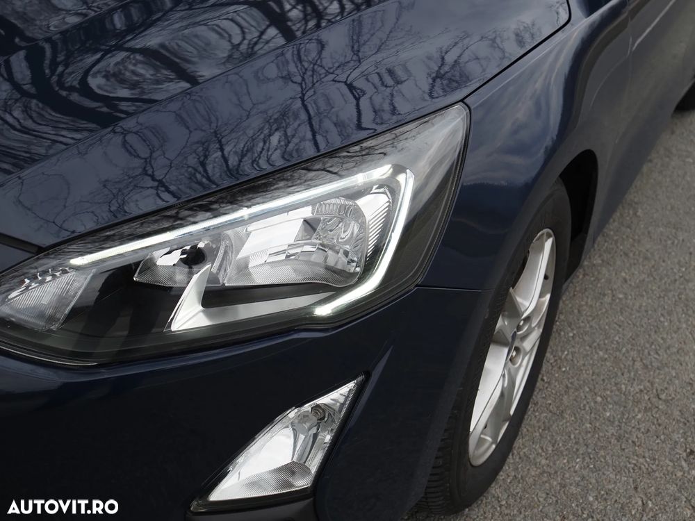 Ford Focus 1.0 EcoBoost Titanium Business - 10