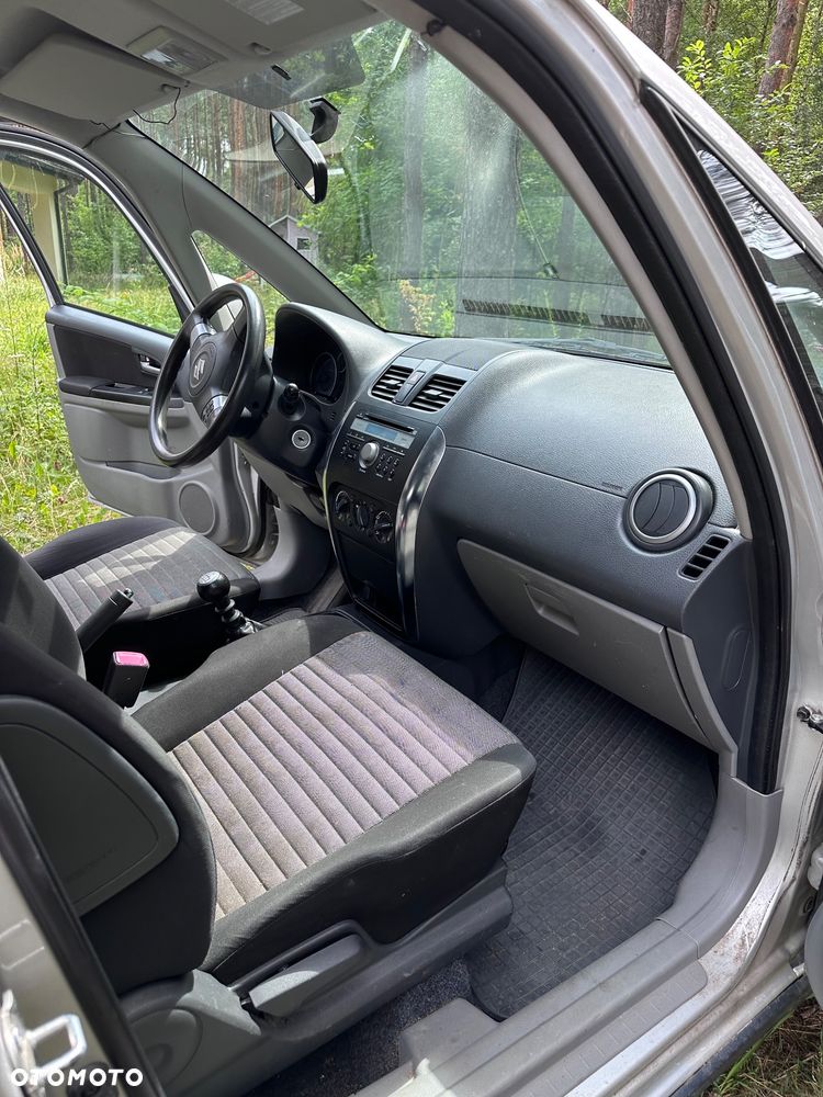 Suzuki SX4 2.0 DDiS Comfort 4WD - 7