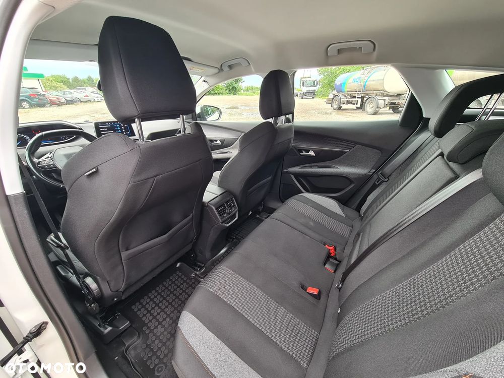 Peugeot 3008 1.5 BlueHDi Active S&S - 26
