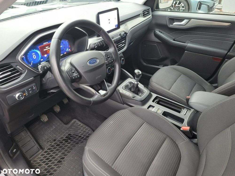 Ford Kuga - 13