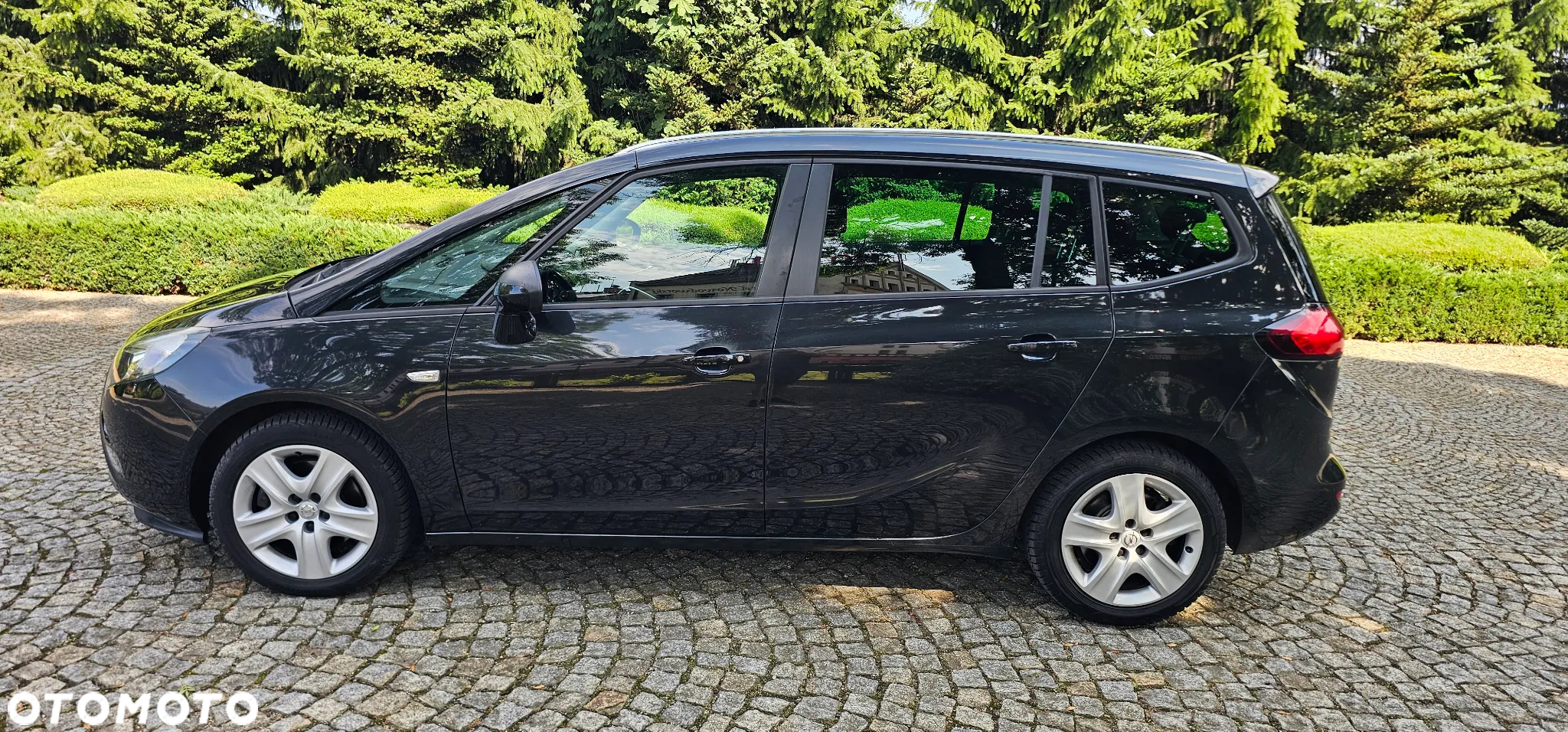 Opel Zafira - 2