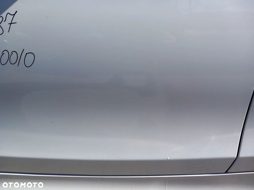 BMW E87 DRZWI PRAWE PRZEDNIE PRAWY PRZÓD KOLOR: 300 - 4