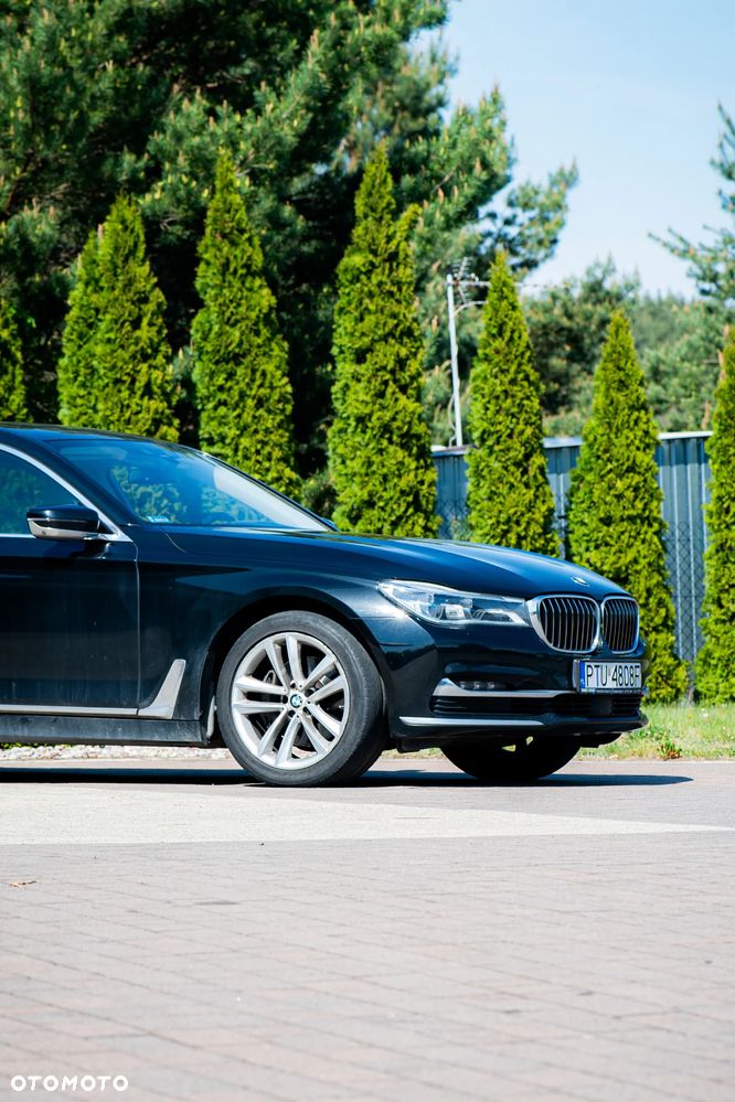 BMW Seria 7 730d xDrive - 4