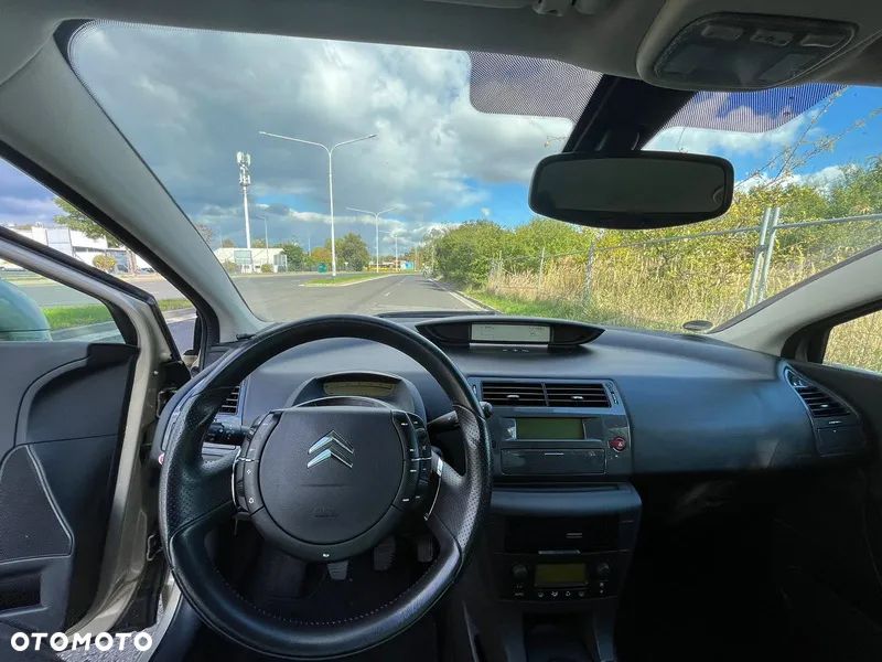 Citroën C4 1.6 HDi Impress - 19