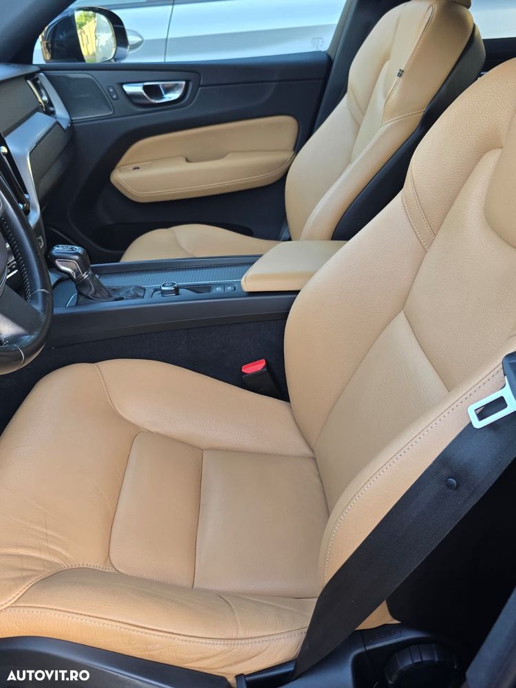 Volvo XC 60 D4 AWD Momentum - 20