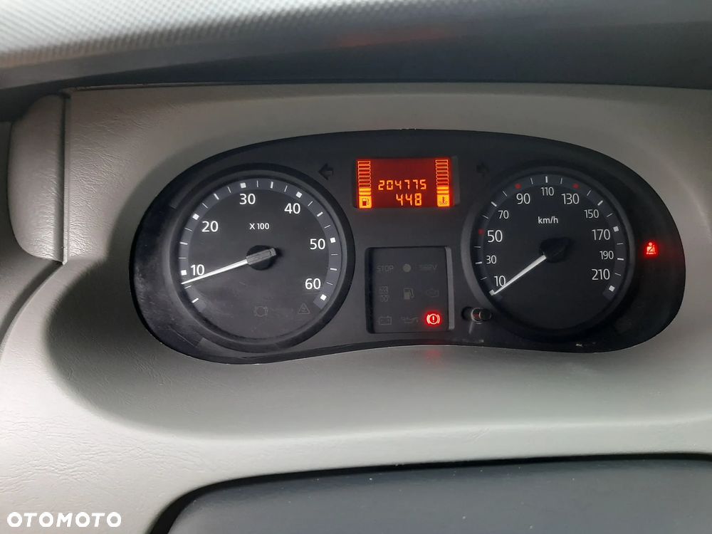 Renault Trafic - 11