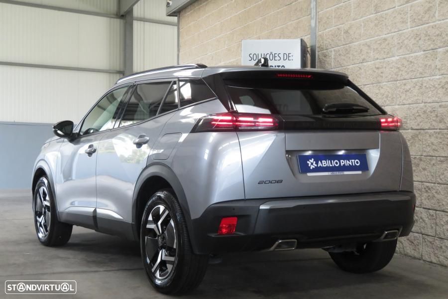 Peugeot 2008 - 4