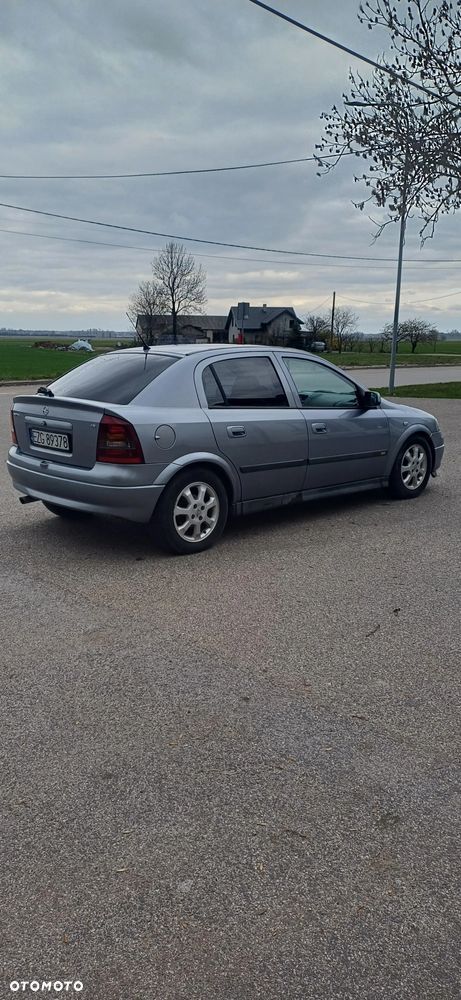 Opel Astra - 1