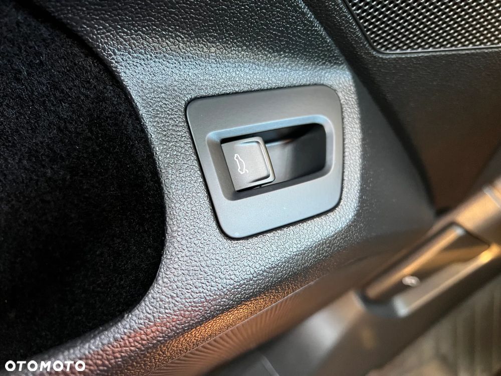 Volkswagen Passat 1.5 TSI EVO Essence - 25