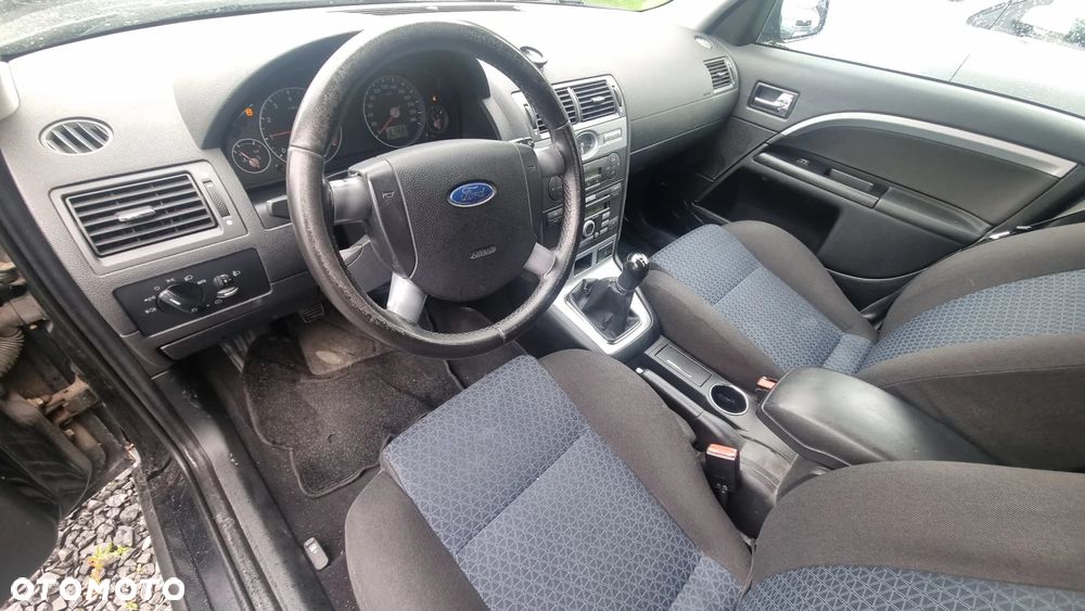 Ford Mondeo 1.8 Ambiente X - 12