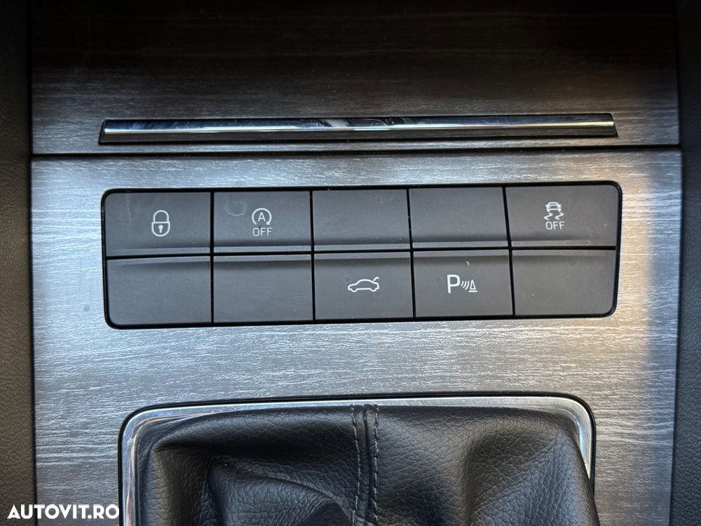 Skoda Octavia 2.0 TDI (Green tec) 4x4 Scout - 21