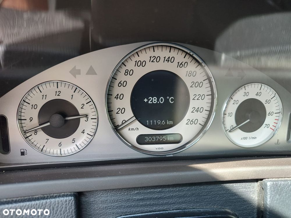 Mercedes-Benz CLK - 5