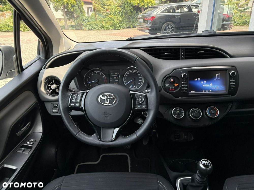 Toyota Yaris - 20