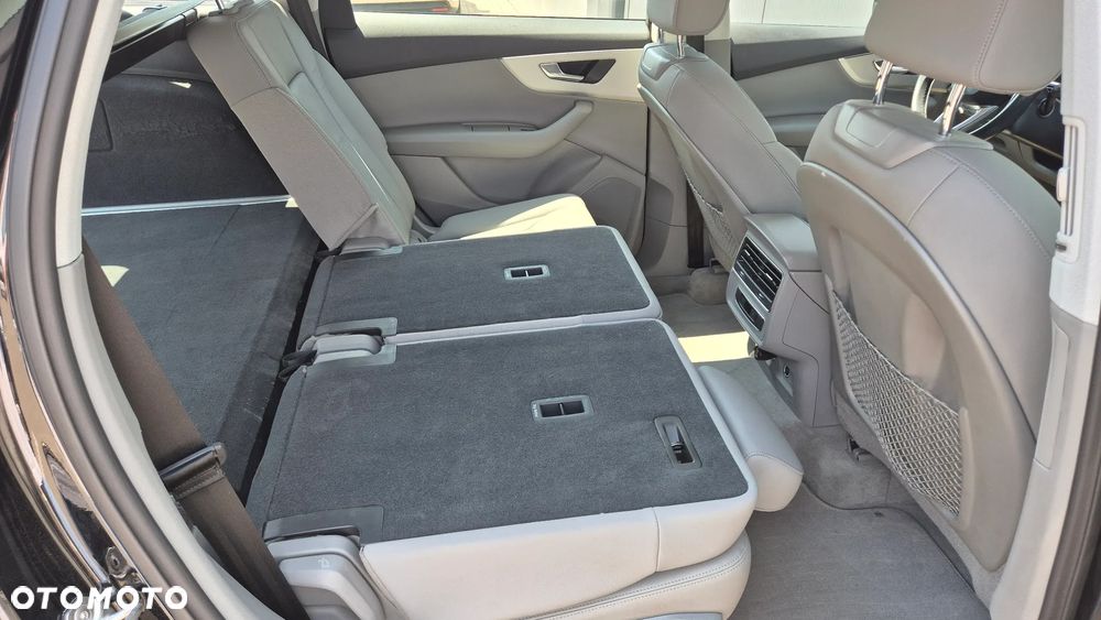 Audi Q7 55 TFSI e Quattro Tiptronic - 19