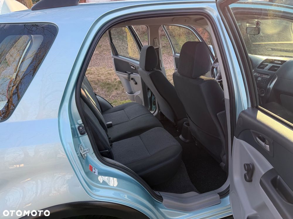 Suzuki SX4 1.9 DDiS DPF 4x4 Club - 24