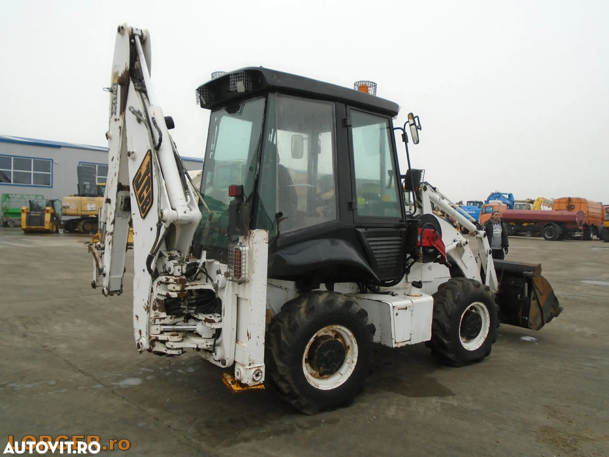 JCB 2CX - 3