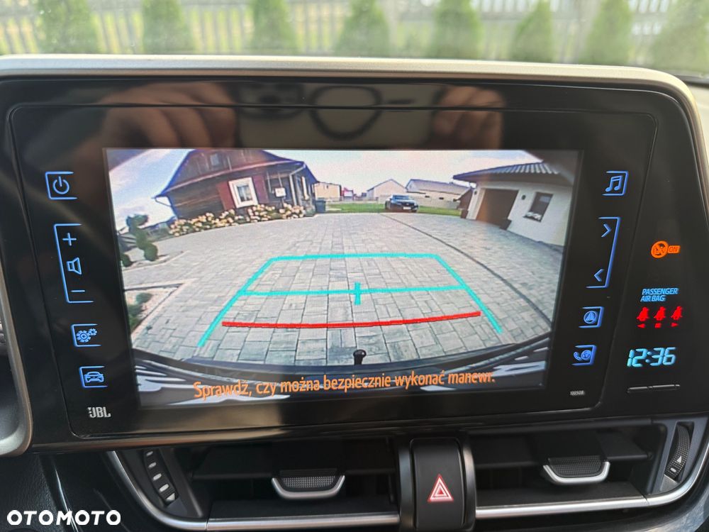 Toyota C-HR - 9