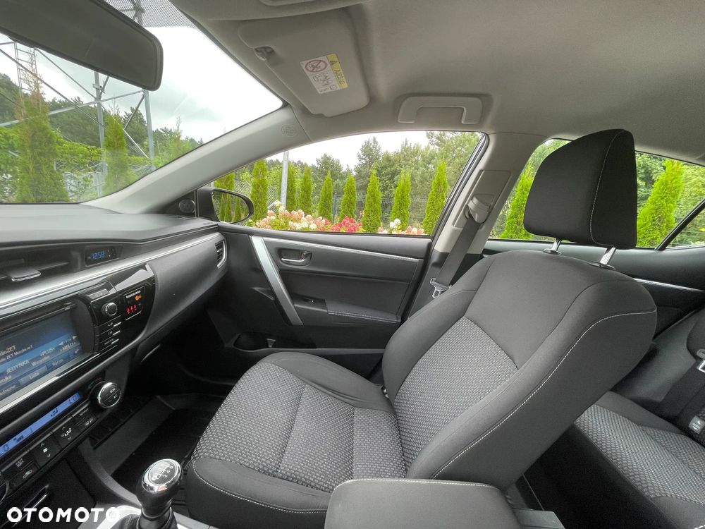 Toyota Corolla 1.6 Prestige EU6 - 15