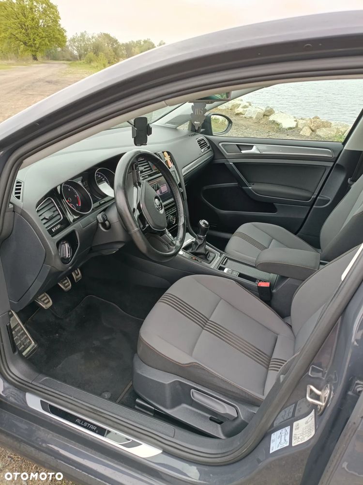 Volkswagen Golf 2.0 TDI 4Motion BlueMotion Technology Allstar - 17