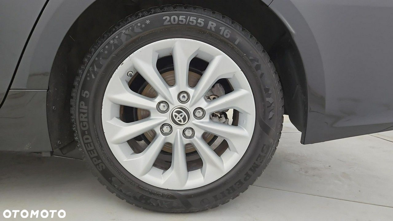 Toyota Corolla 1.6 Comfort - 25