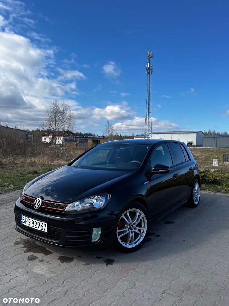 Volkswagen Golf 2.0 TDI GTD - 10