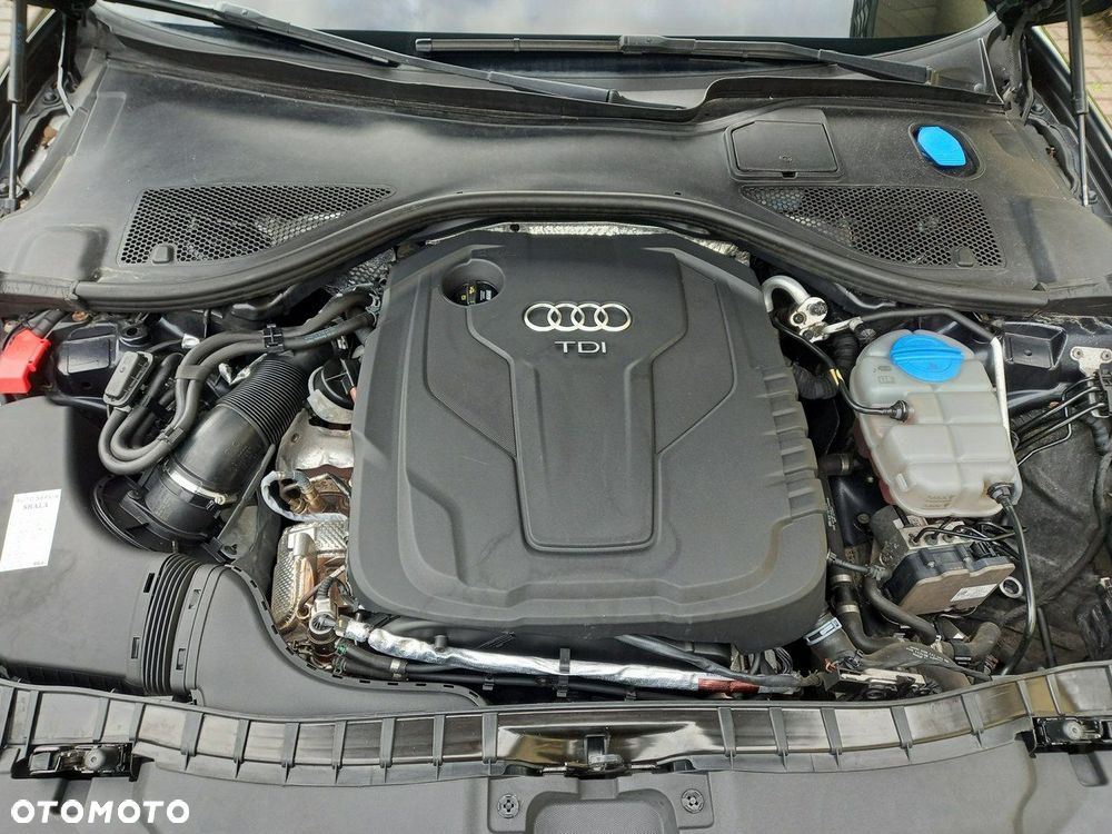 Audi A6 Avant 2.0 TDI Ultra S tronic - 16
