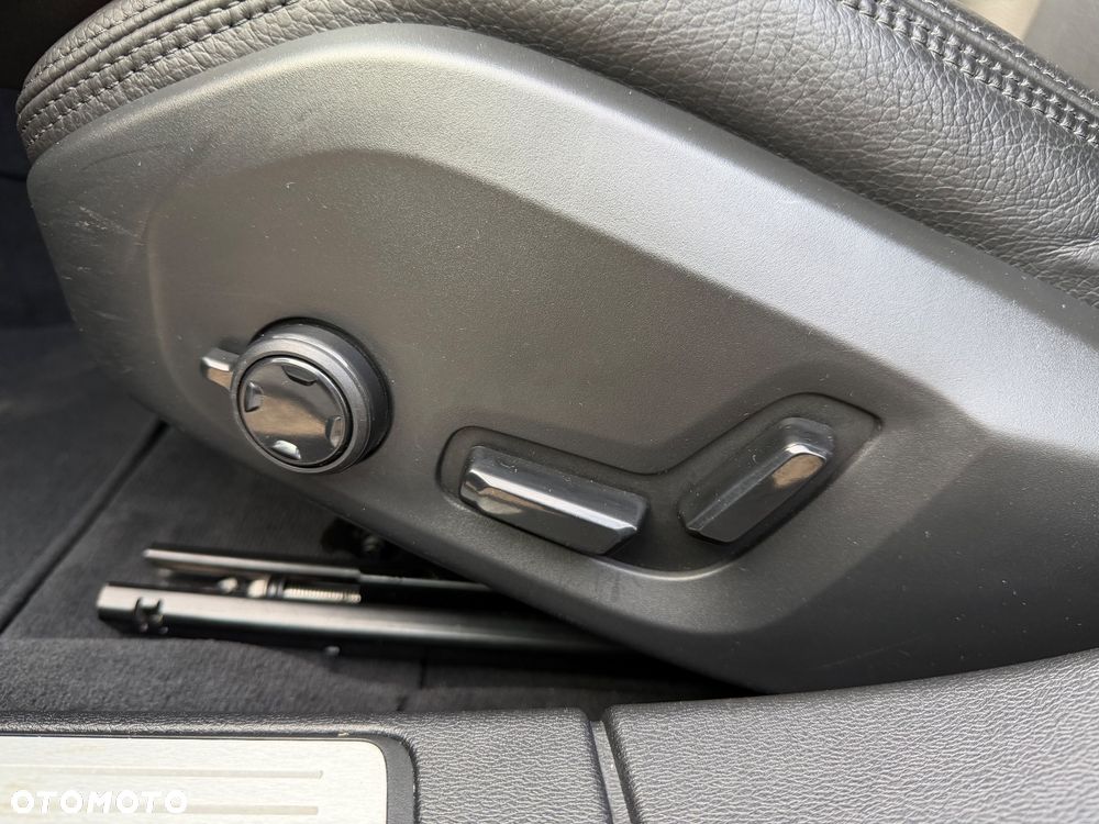 Volvo V60 D4 Inscription - 16