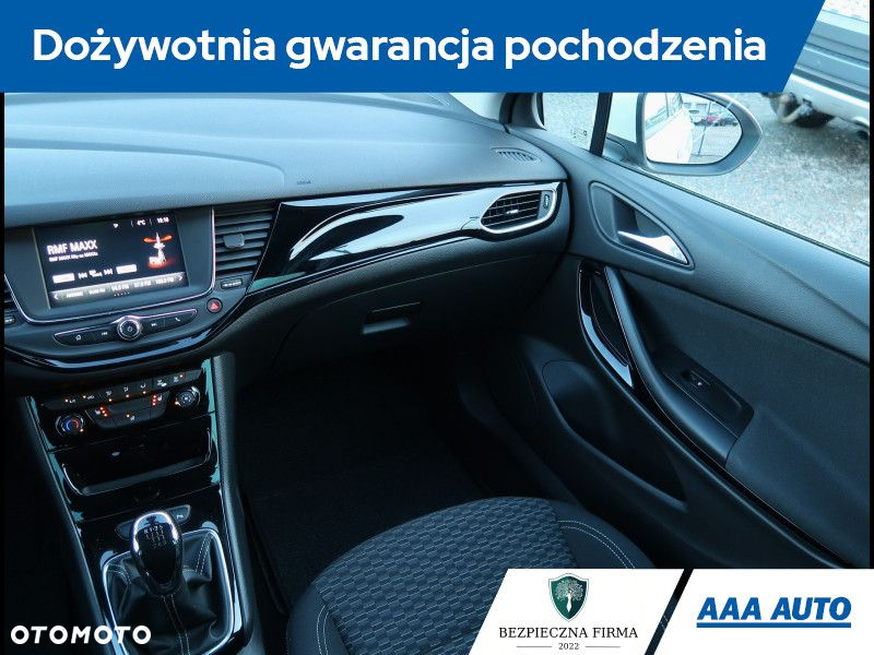 Opel Astra - 9