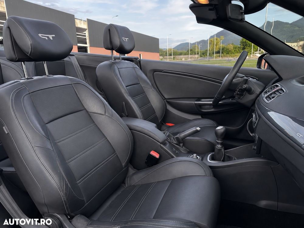 Renault Megane TCe 180 GT - 10