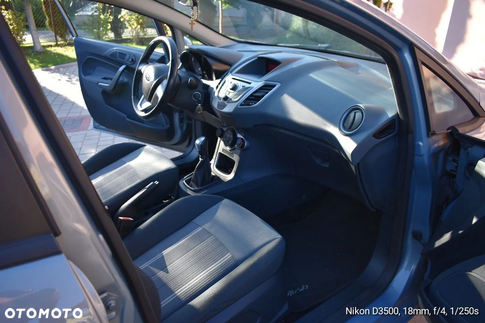 Ford Fiesta 1.25 Ambiente - 12